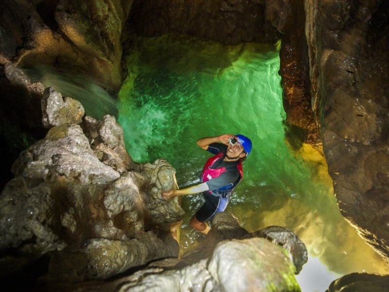 cave-silke-rafting-800x600-1.jpg