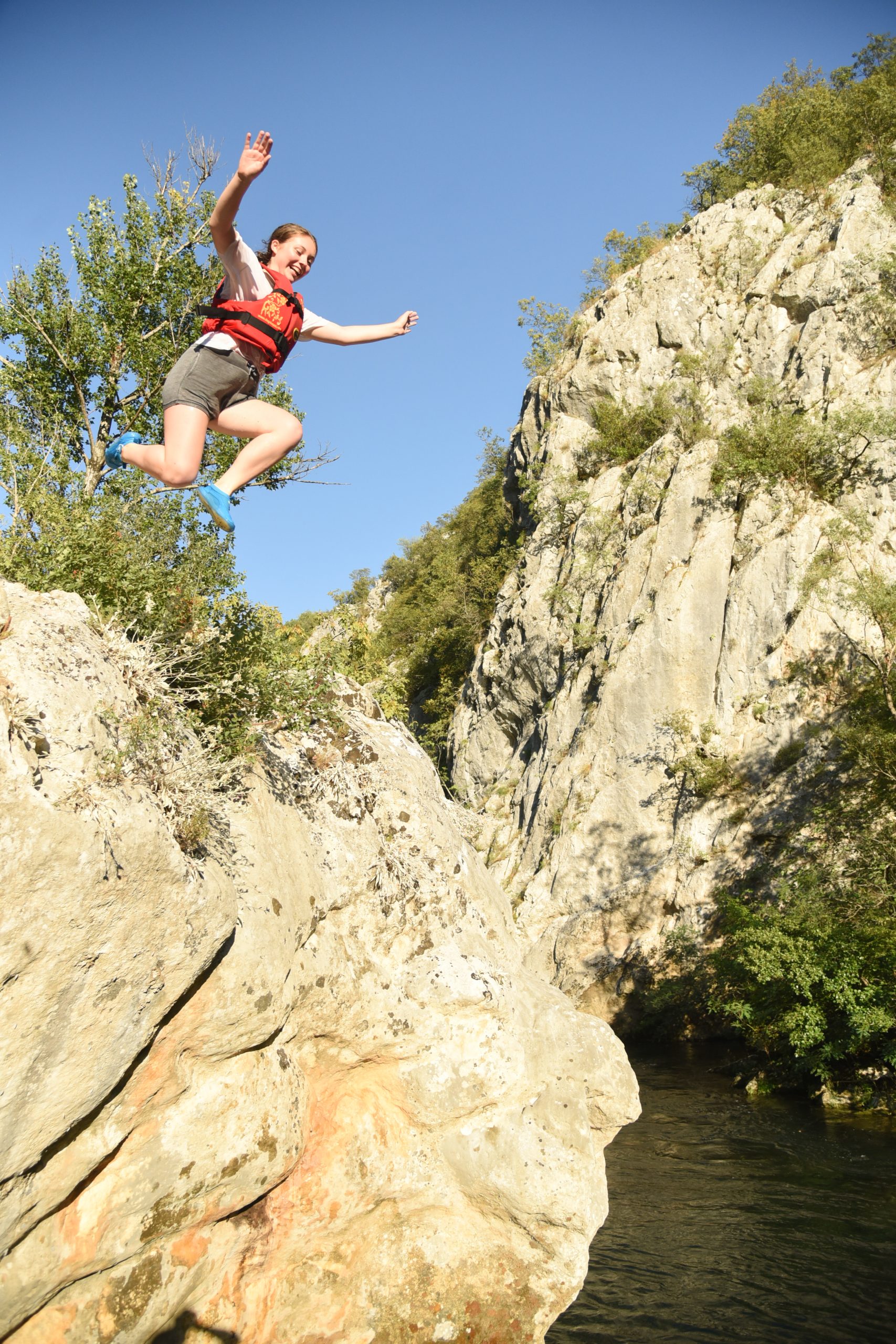 For the Brave ones. Cliff Jumping